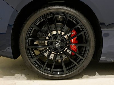 صورة 5 لـ 2023 Maserati GRANTURISMO