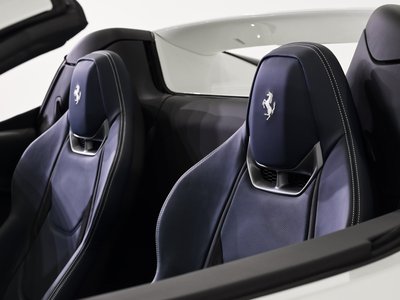 2024 Ferrari 296 GTS 照片 44