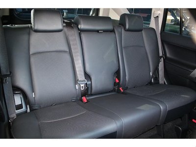 صورة 8 لـ 2023 Toyota LAND CRUISER PRADO