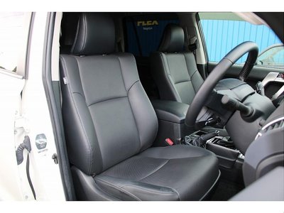 صورة 7 لـ 2023 Toyota LAND CRUISER PRADO