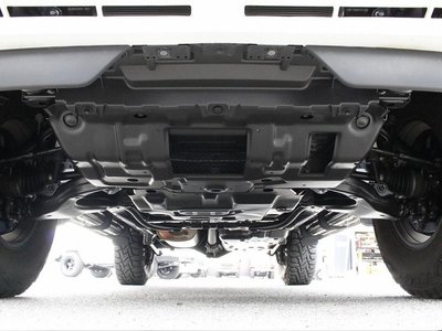 صورة 38 لـ 2023 Toyota LAND CRUISER PRADO