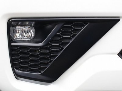 صورة 30 لـ 2023 Toyota LAND CRUISER PRADO