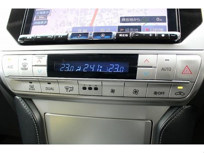 صورة 52 لـ 2023 Toyota LAND CRUISER PRADO