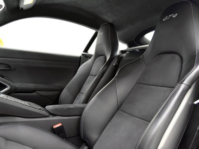 2015 Porsche CAYMAN photo 9