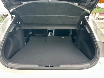 صورة 11 لـ 2024 Toyota GR COROLLA