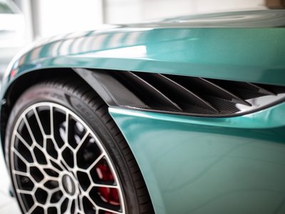 2024 Aston Martin DBS SUPERLEGGERA 照片 14