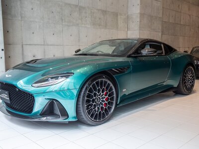 2024 Aston Martin DBS SUPERLEGGERA 照片 4