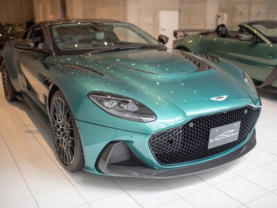 2024 Aston Martin DBS SUPERLEGGERA 照片 5