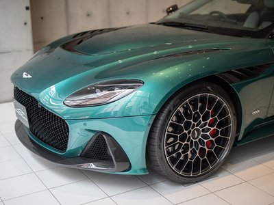 2024 Aston Martin DBS SUPERLEGGERA 照片 11