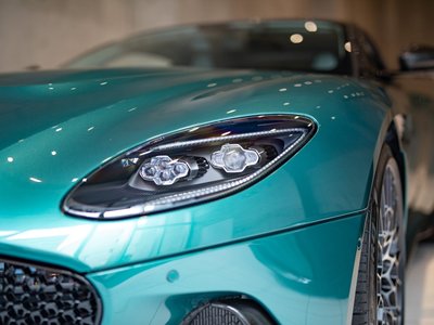 2024 Aston Martin DBS SUPERLEGGERA 照片 12