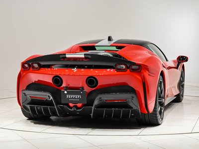 صورة 9 لـ 2021 Ferrari SF90 STRADALE