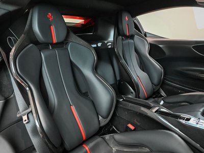 صورة 13 لـ 2021 Ferrari SF90 STRADALE