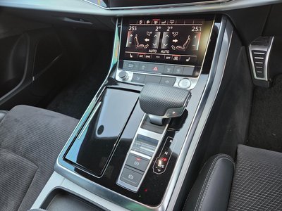 2019 AUDI Q8 — фото 15