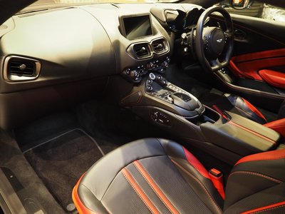 صورة 22 لـ 2019 Aston Martin VANTAGE