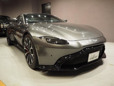 2019 Aston Martin VANTAGE photo 7