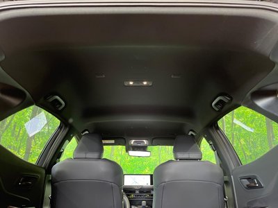 صورة 49 لـ 2025 Toyota CROWN SPORT