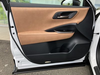 2025 Toyota CROWN SPORT thumbnail 25