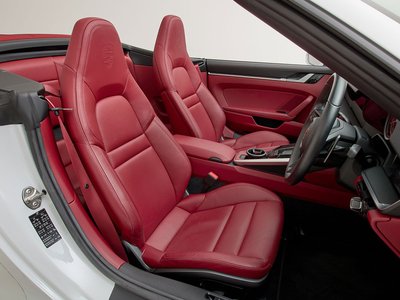 صورة 16 لـ 2020 Porsche 911