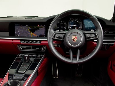 صورة 22 لـ 2020 Porsche 911