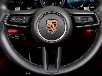 صورة 23 لـ 2020 Porsche 911