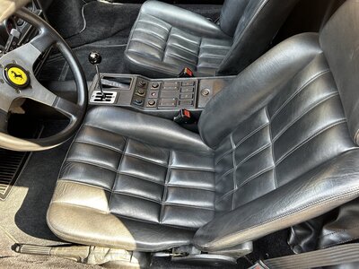 1988 Ferrari 328 GTS 照片 7