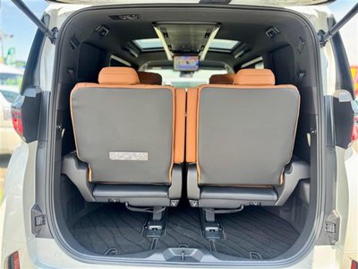2025 Toyota VELLFIRE — фото 19