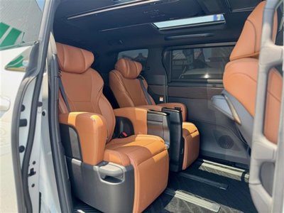 2025 Toyota VELLFIRE — фото 15