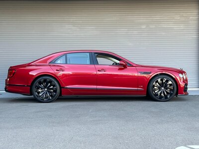 2022 Bentley FLYING SPUR — фото 8