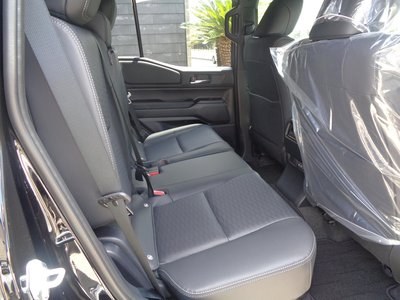 2026 Toyota LAND CRUISER 250 photo 13
