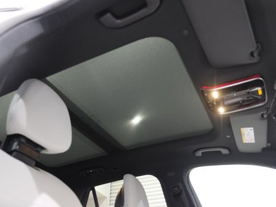2026 Mercedes-BENZ GLC thumbnail 42