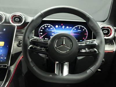 2026 Mercedes-BENZ GLC photo 7