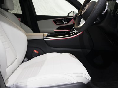 2026 Mercedes-BENZ GLC thumbnail 19