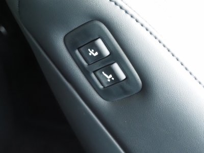 صورة 56 لـ 2020 Toyota ALPHARD