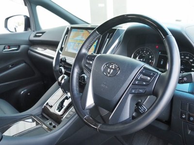 صورة 60 لـ 2020 Toyota ALPHARD