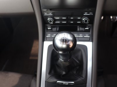 2017 Porsche 718 photo 10
