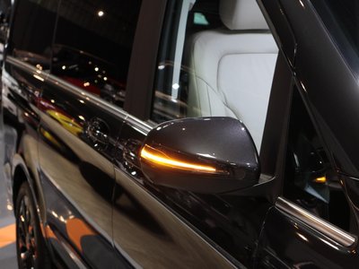 2025 Mercedes-BENZ V-CLASS photo 10