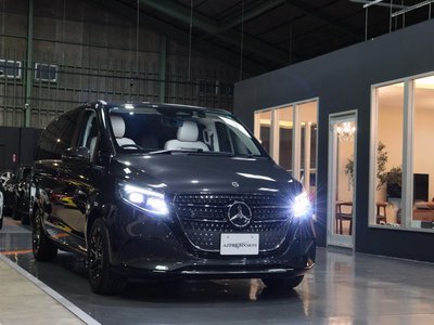 2025 Mercedes-BENZ V-CLASS photo 13