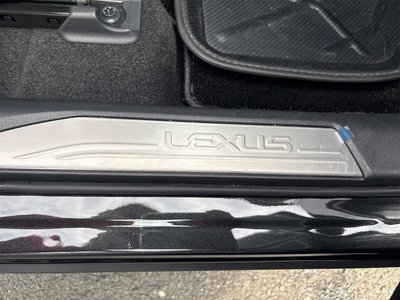 2025 Lexus NX thumbnail 39