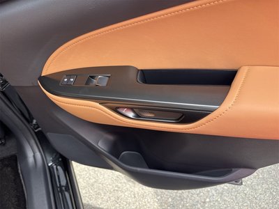 2025 Lexus NX thumbnail 31