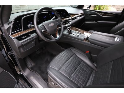 2024 Cadillac ESCALADE thumbnail 10