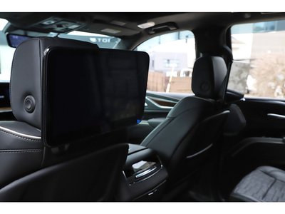 2024 Cadillac ESCALADE thumbnail 13