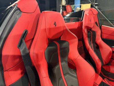 صورة مصغرة 44 لـ 2017 Ferrari 488 SPIDER