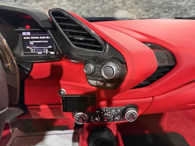 صورة مصغرة 37 لـ 2017 Ferrari 488 SPIDER