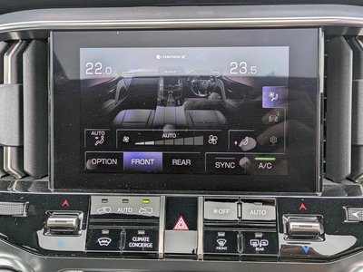 2024 Lexus LX — миниатюра 25