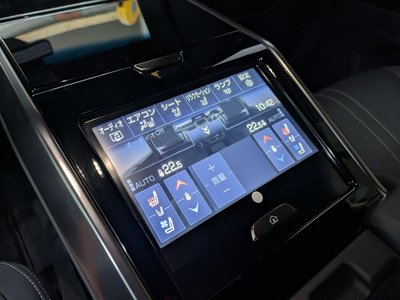 2024 Lexus LX — миниатюра 34