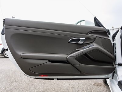 2017 Porsche 718 照片 23