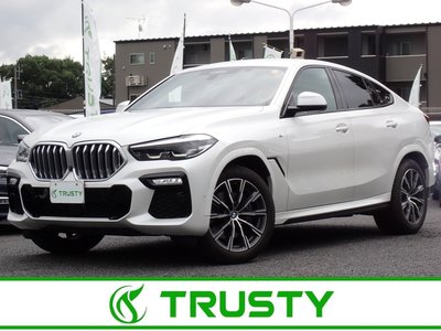 2021 BMW X6 photo 1