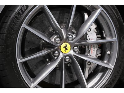 2020 Ferrari 812 GTS — фото 46