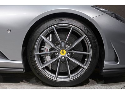 2020 Ferrari 812 GTS — фото 47