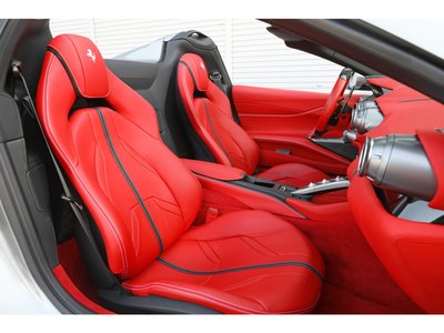 2020 Ferrari 812 GTS — фото 56